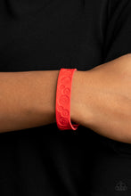 Load image into Gallery viewer, Paparazzi - Follow The Wildflowers - Red - Bracelet
